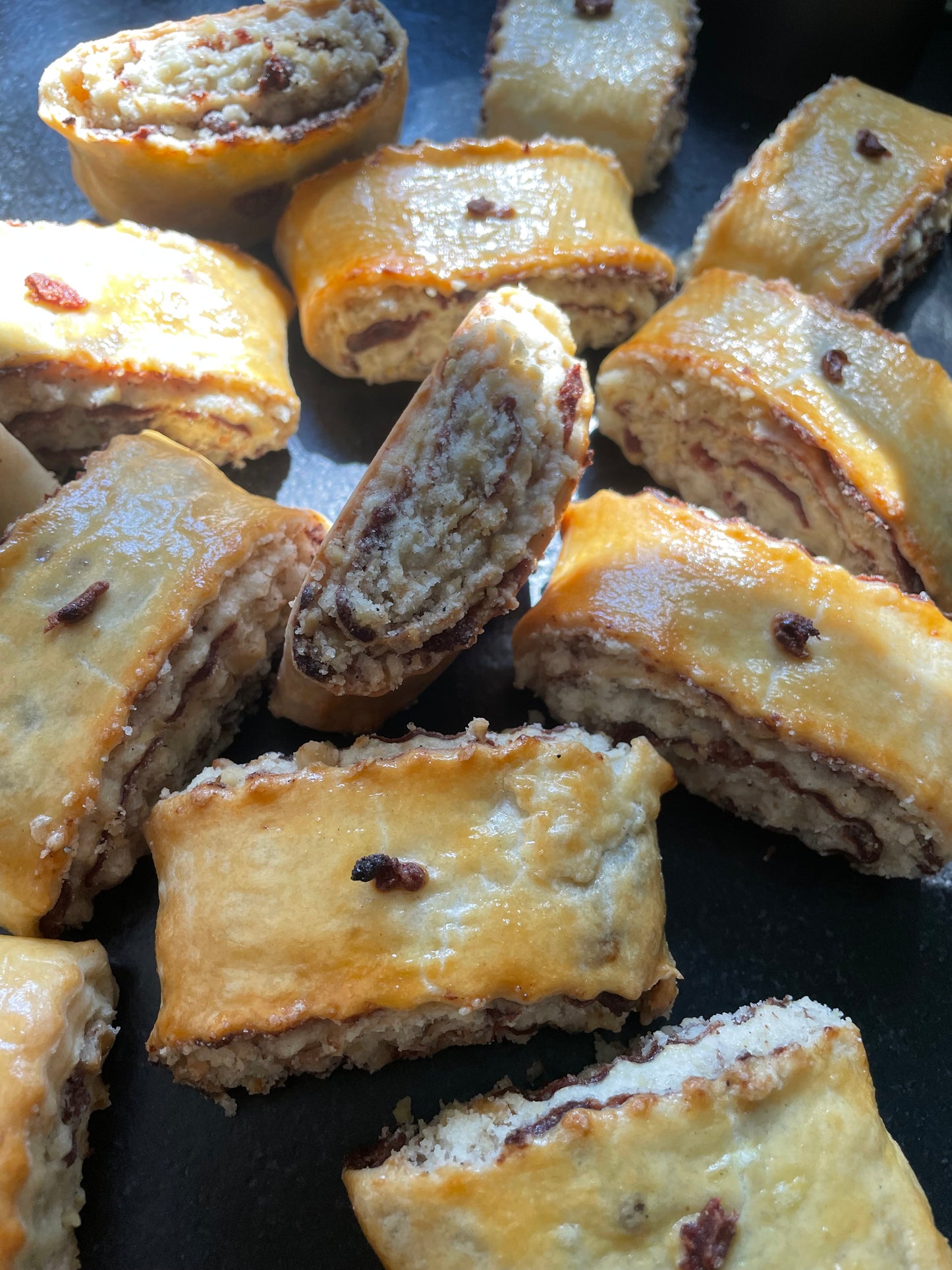 dates walnuts & cardamom